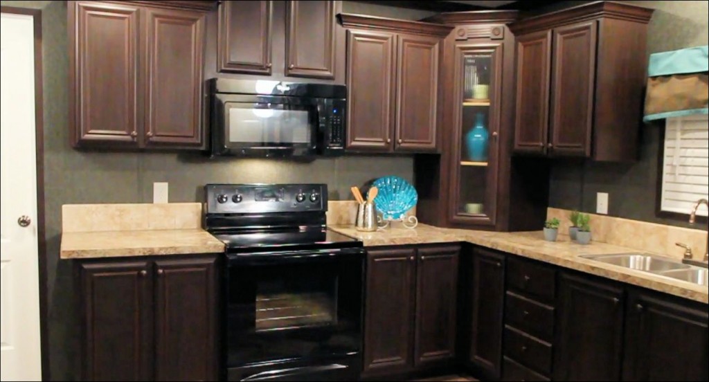 3-kitchen-pantry-atlantic-manufactured-home-living-news
