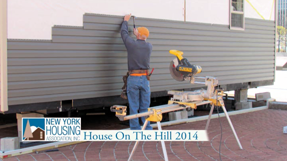 6factory-built-house-on-the-hill-g&i-homes-new-york-housing-association-may-4-10-2014-adding-siding-