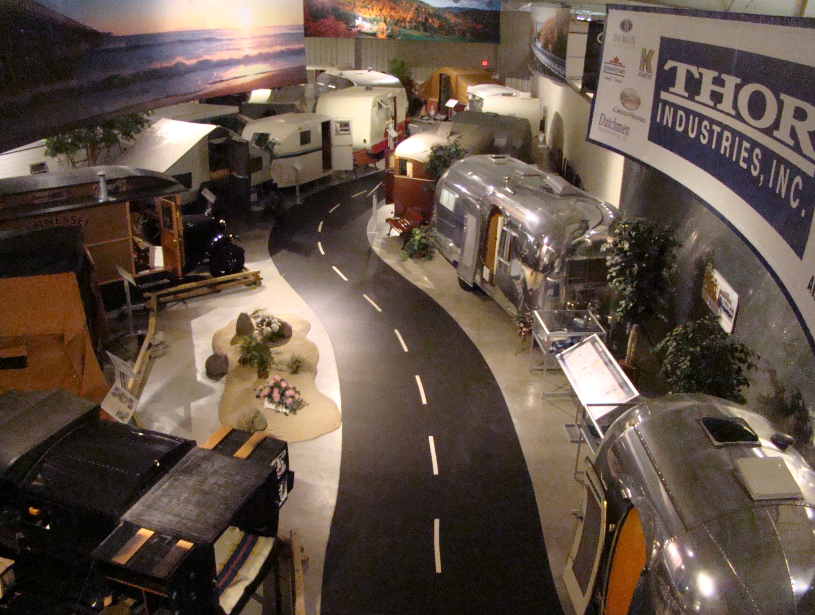 view-of-exhibit-hall-classic-rvs-and-mobile-homes-rv-mh-hall-of-fame-manufactured-home-living-news-com-